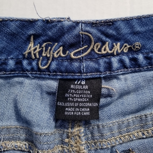 Ariya Bootcut Embellished Pockets Blue Jeans Size 7/8 - Picture 8 of 9